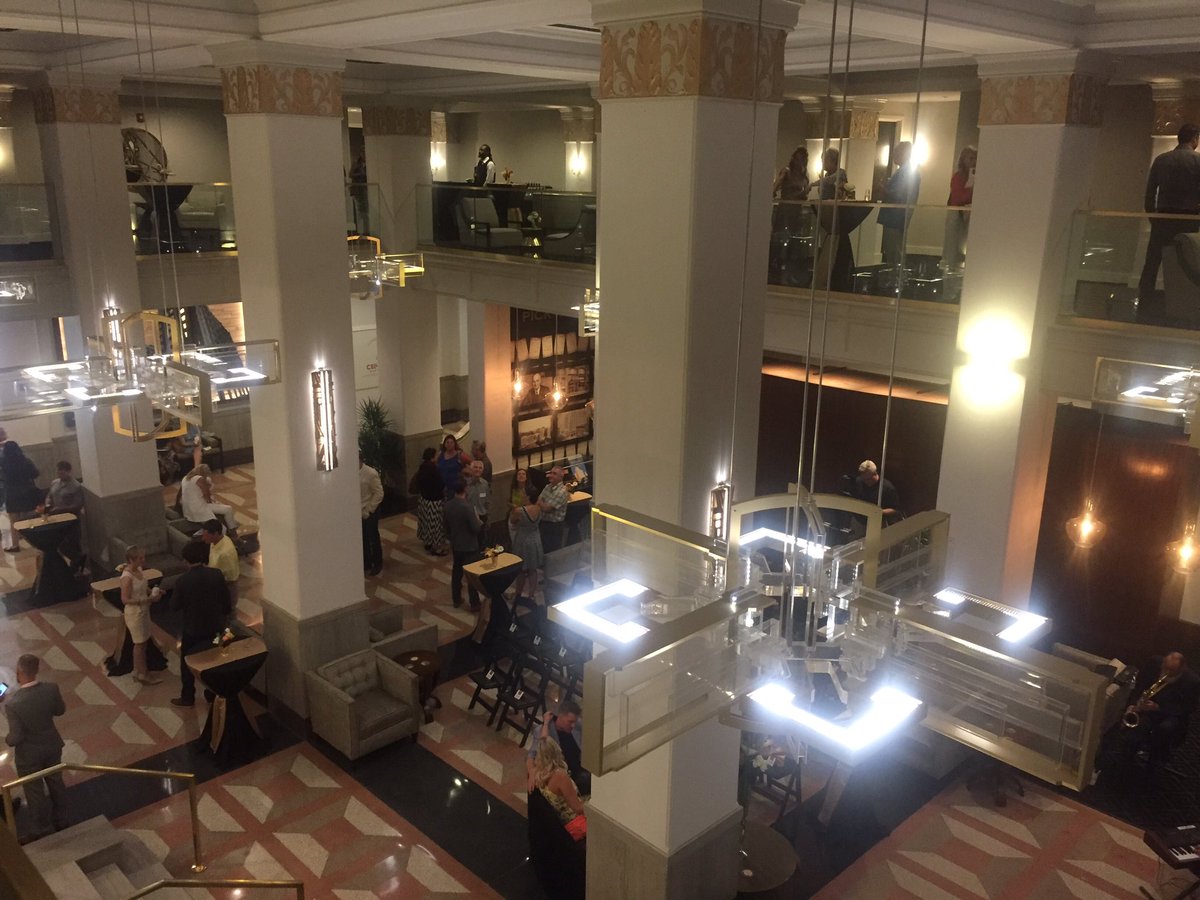 campbell4kc's tweet photo. A few pictures from the grand opening of @East9KC https://t.co/iKO1vVKHih