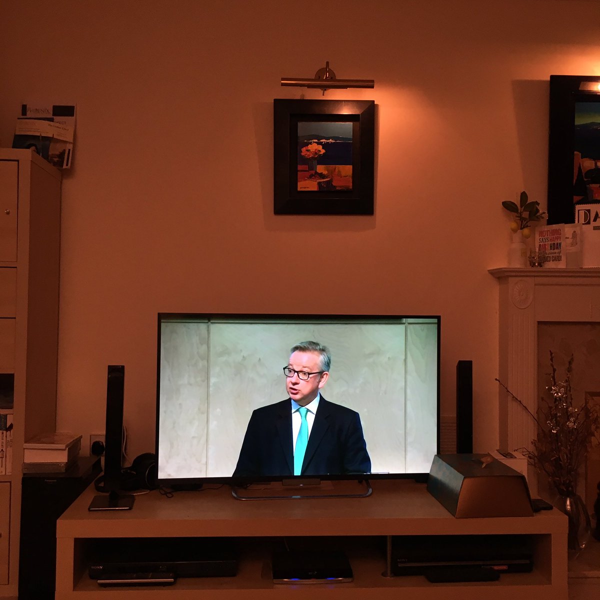 xtinadoyle's tweet photo. 1st time #Gove has ever made #sense - #banningMicroPlasticParticles + condemning @ImDonaldJTrump for pulling out of the #ParisClimateAccord https://t.co/oIYL6FUzUP