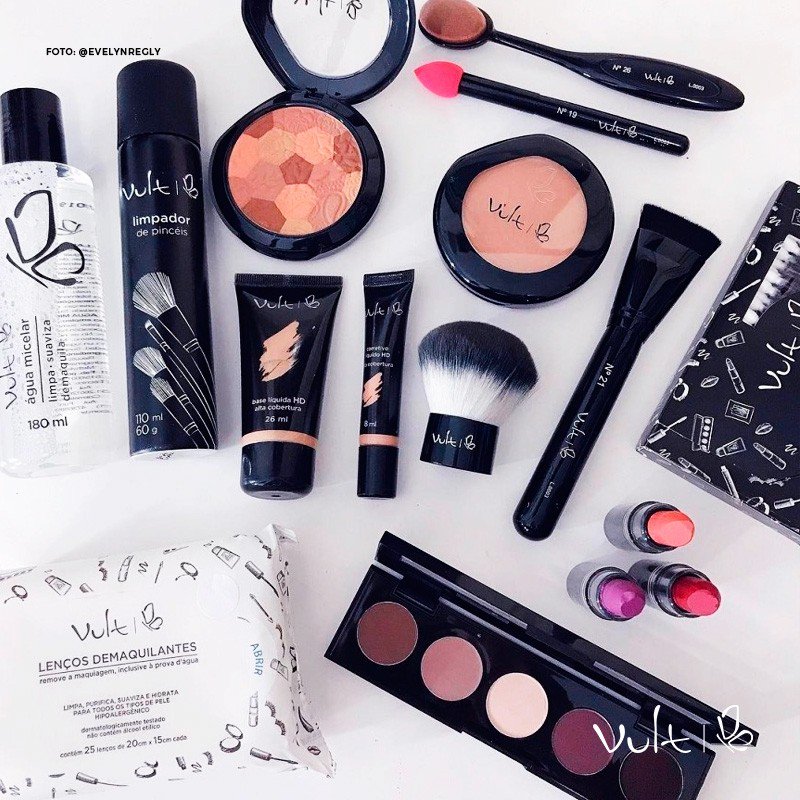 vultcosmetica's tweet photo. Está na dúvida de quais produtos Vult precisa para compor sua necessaire? Segue... https://t.co/tU7GNoP6mK https://t.co/5VMkwC7g5o