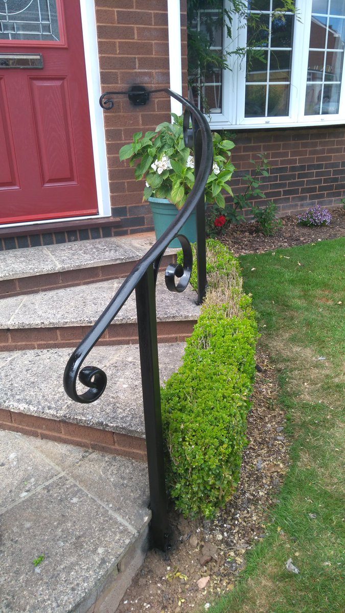 gittishamforge's tweet photo. Ottery, hand rail https://t.co/4BHui6Cfu1