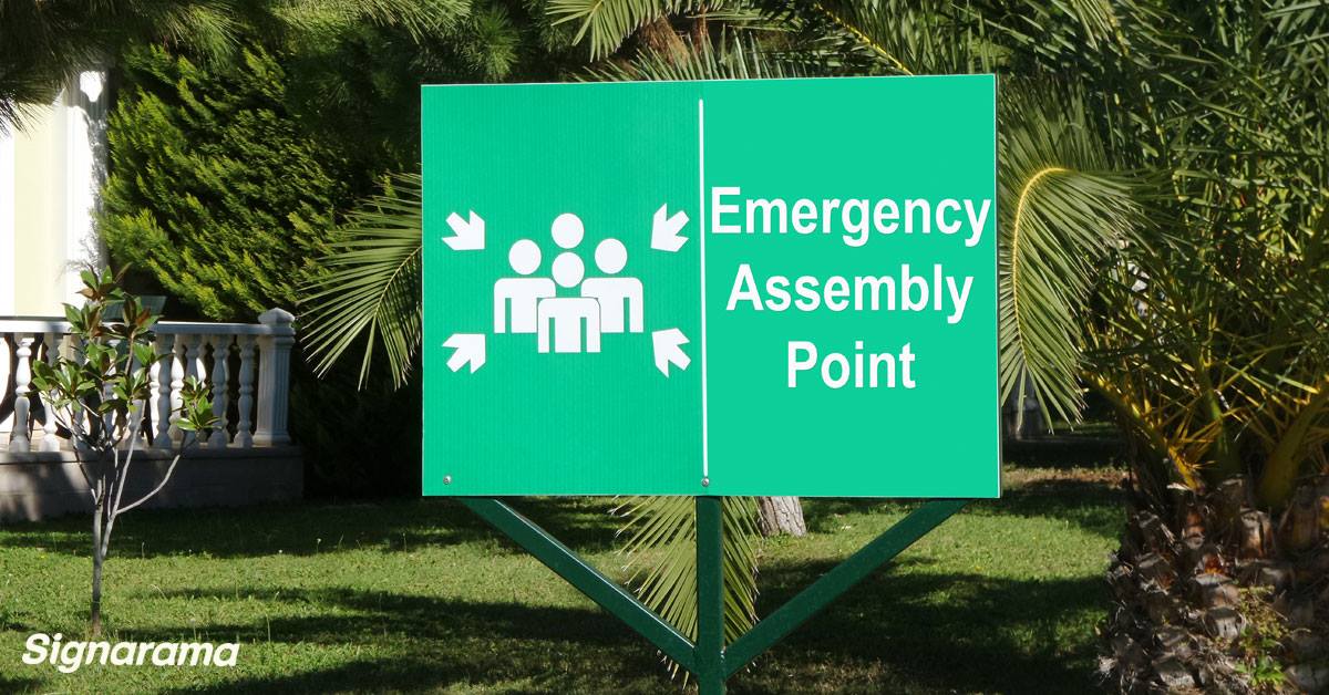 sugarlandsigns's tweet photo. Summer's here and it's time for fun! Choose the right signage to keep everyone attending your event this summer safe! #safetyfirst https://t.co/i8DdMGBhqJ