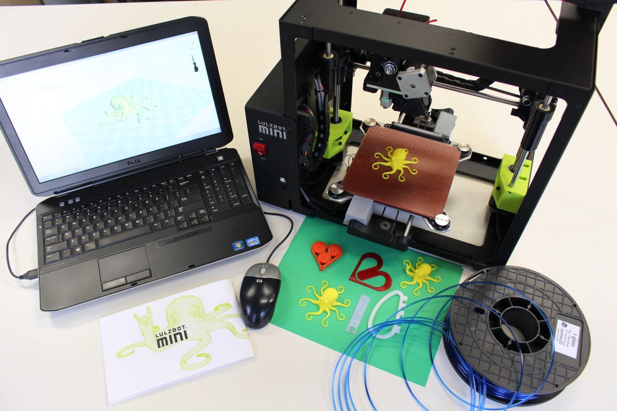 alachualibrary's tweet photo. What is #3Dprinting and how do you do it at the library? Ask questions and see a demo at #HeadquartersLibrary Saturday 11AM https://t.co/d0nZVKqxz5
