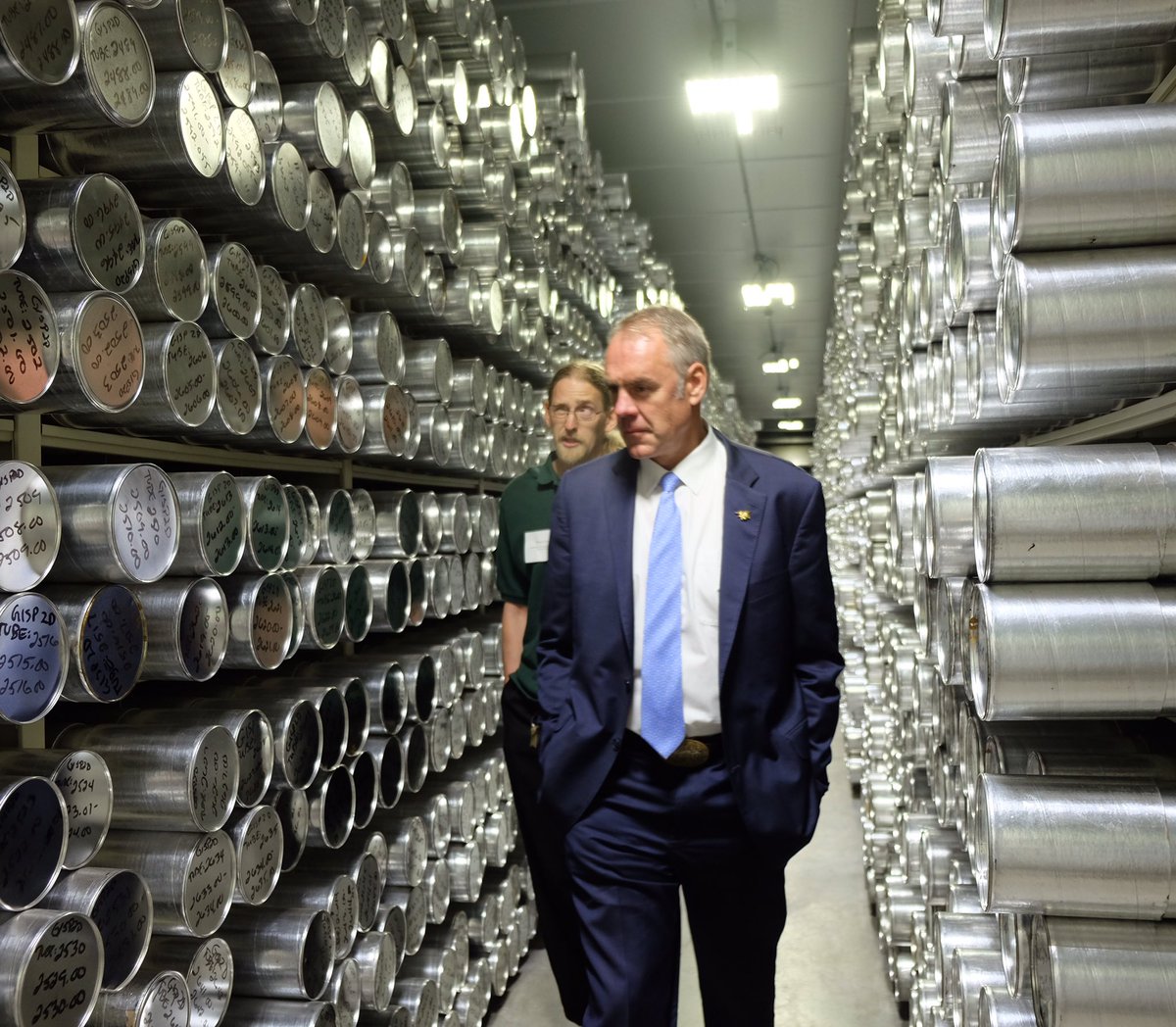SecretaryZinke's tweet photo. Really cool (literally) visit to the National Ice Core Lab w/ @USGS. Their oldest sample is 420k years old. Room was 36 below zero! https://t.co/oM2sL3nEzC