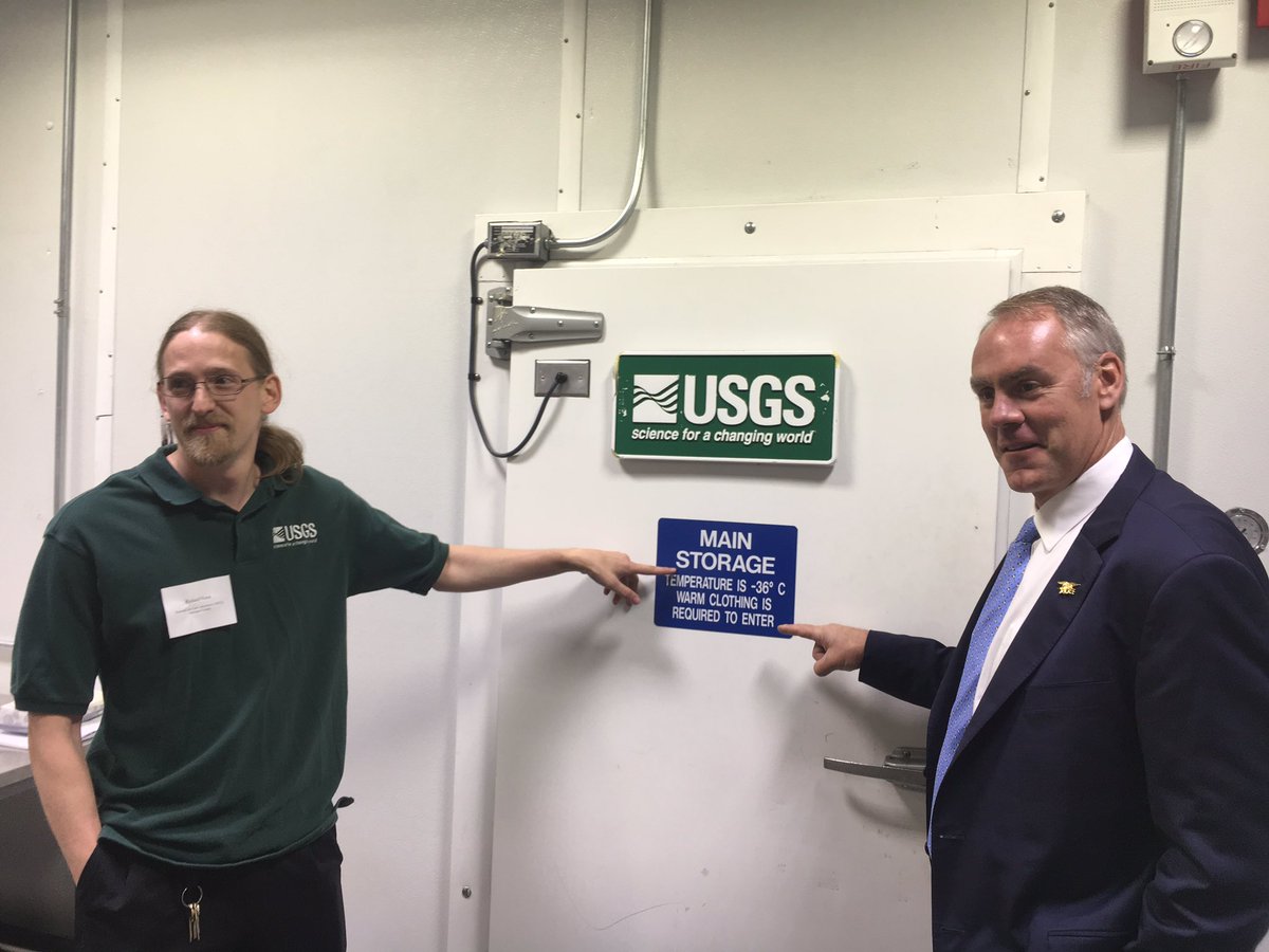SecretaryZinke's tweet photo. Really cool (literally) visit to the National Ice Core Lab w/ @USGS. Their oldest sample is 420k years old. Room was 36 below zero! https://t.co/oM2sL3nEzC