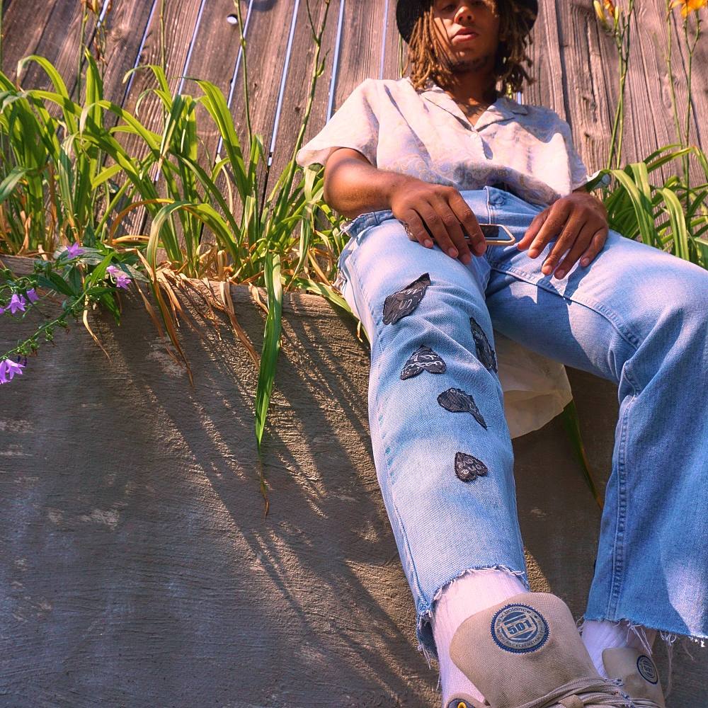 SigThreads's tweet photo. 'One Heart' jeans designed and worn by @TheRealLoudZay https://t.co/WYKP8OCKoy