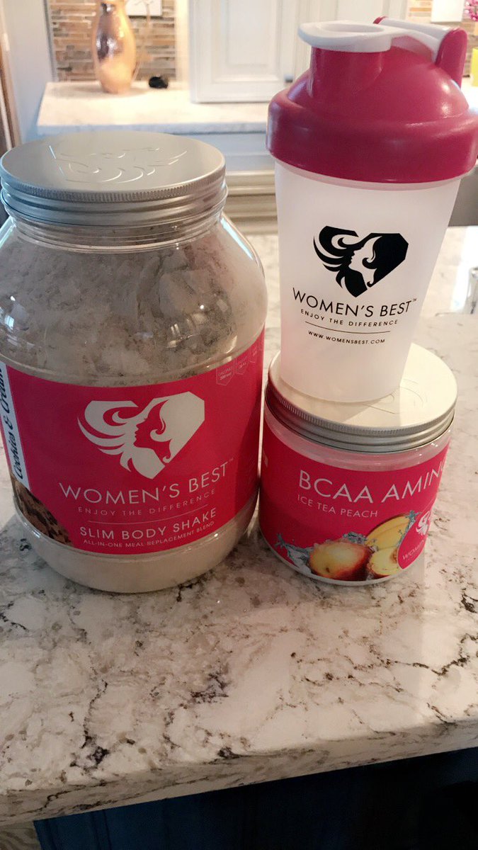 MsSterba's tweet photo. @WomensBestTeam #cookies&cream #bccas #iceteapeach https://t.co/yfzoIjCdSn