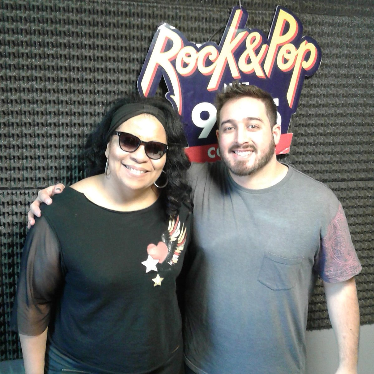 fedealbarra's tweet photo. Un lujazo en el #SanViernes de #VergüenzaAjena recibir la visita de #DeborahDixon! Se presenta mañana en el #ClubNegro de @clubparaguay! https://t.co/1ivlkLhjxB