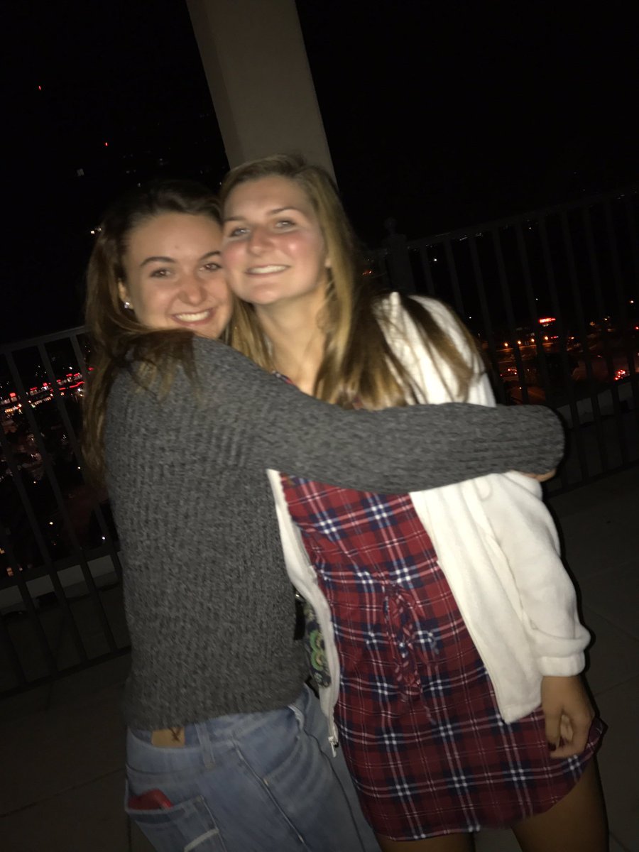 HallieWestphal's tweet photo. hbd soy @soysauce_62 hope you had a great day love u and miss being locker buddies 🎉❤️ https://t.co/nhjNbYCvjh