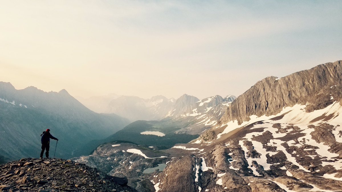KeeganSeddon's tweet photo. When life gives you lemons...you make lemonade #ISL life @ISLengineering #kananaskistrailteam https://t.co/SUiTWa7sqi