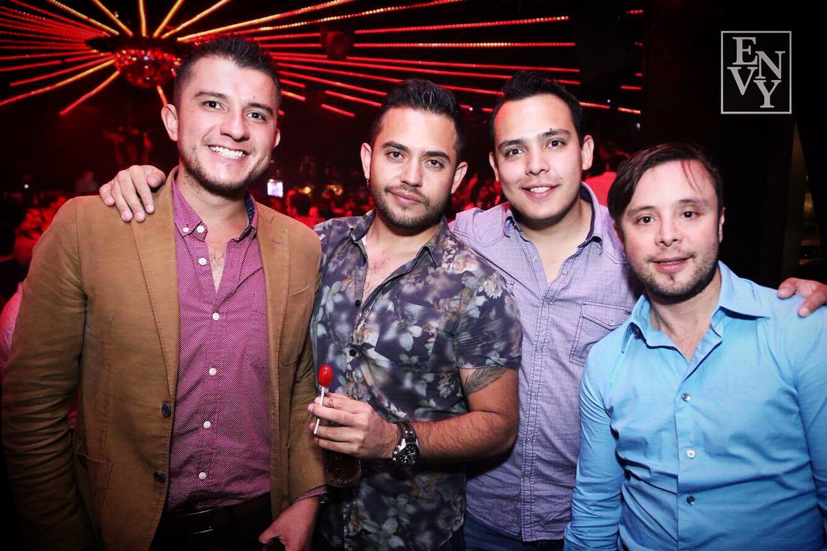 Viernes de #ENVY Masaryk 393 Col #Polanco #CDMX #MexicoCity #CiudadDeMexico #GayCDMX