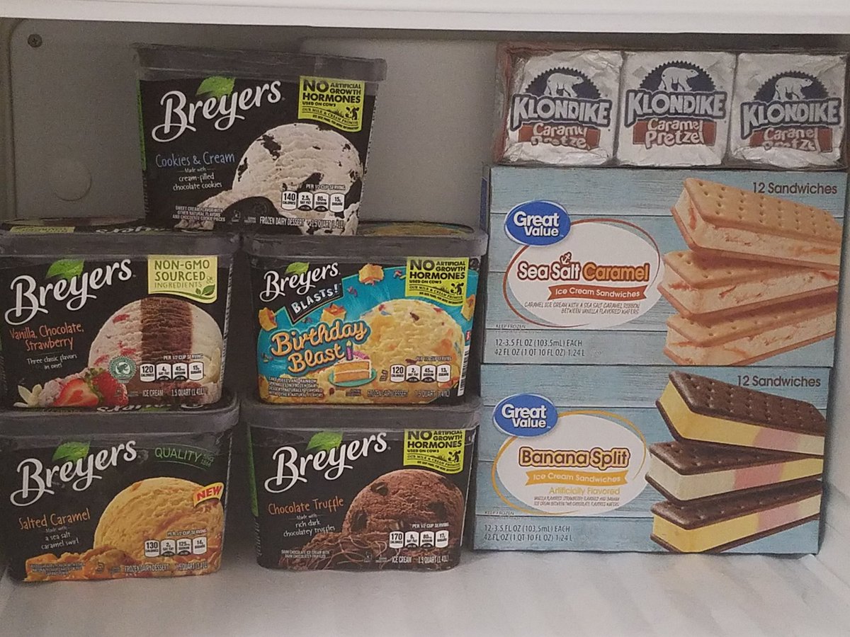 Beast_Mall's tweet photo. National Ice Cream Day at AT&amp;T!!! https://t.co/ORFTQ0EaWm