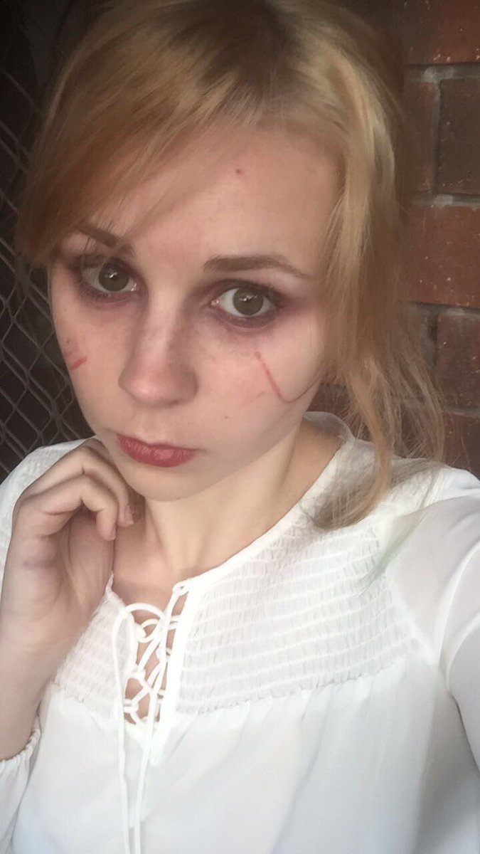Vixie21's tweet photo. So here's some of my super rough makeup for #Ciri from the #TheWitcher hope you guys like them😊 #cosplay #Thewitcher3wildhunt https://t.co/i8zvTr8sVY