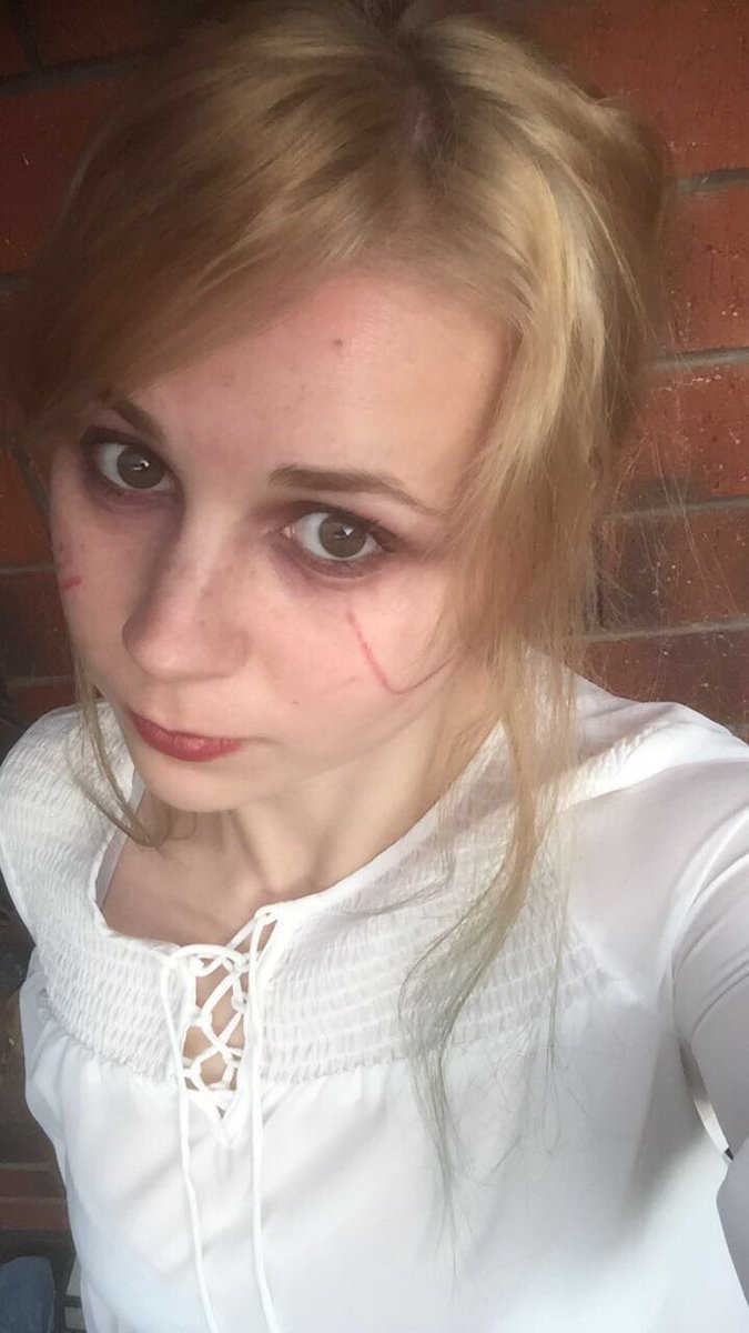 Vixie21's tweet photo. So here's some of my super rough makeup for #Ciri from the #TheWitcher hope you guys like them😊 #cosplay #Thewitcher3wildhunt https://t.co/i8zvTr8sVY