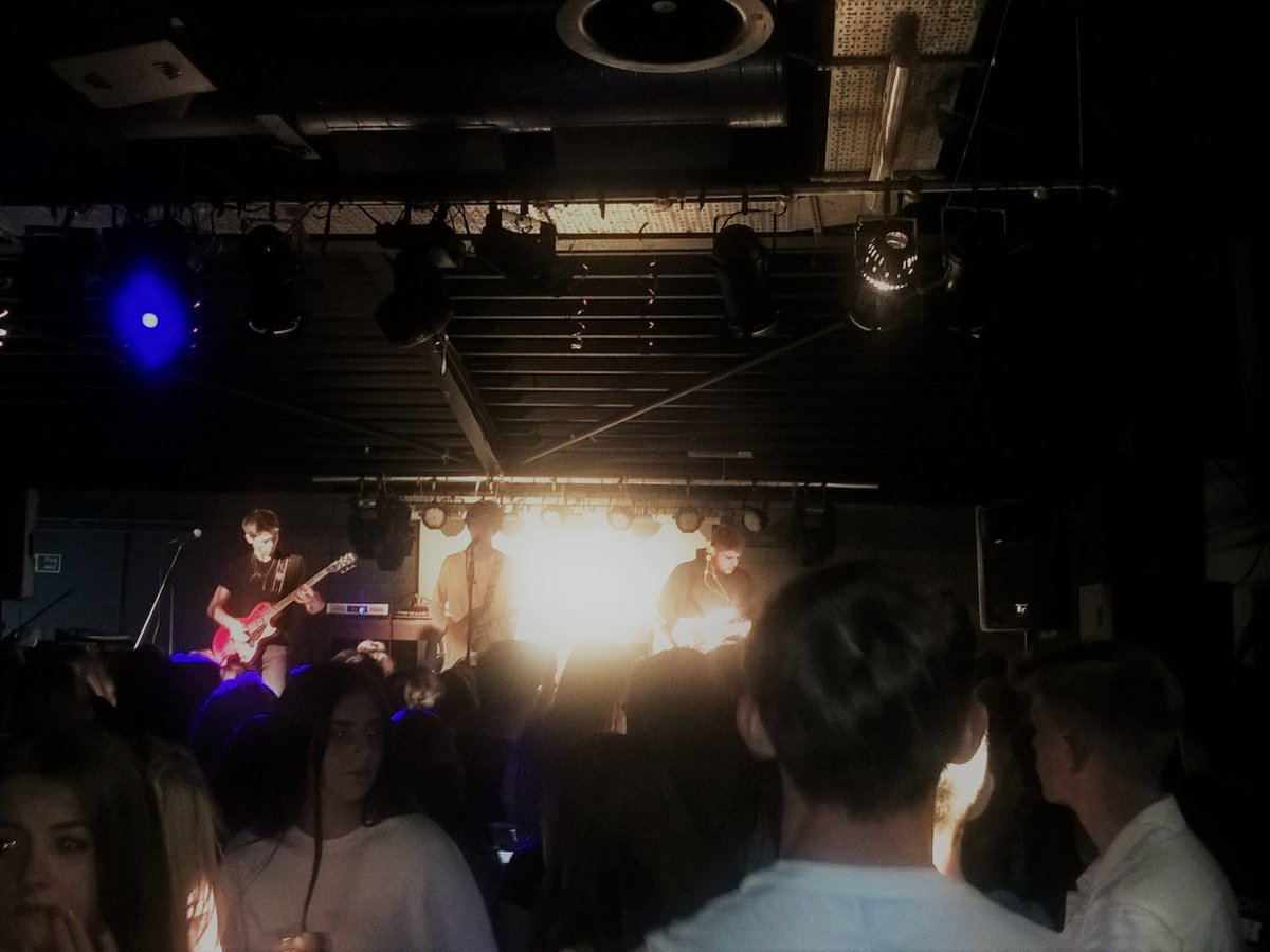 NCS_Team24's tweet photo. Watching a band on the uni campus @NCSCheshireWest @YouthFedNCS @NCS https://t.co/Lzg5AdjENh