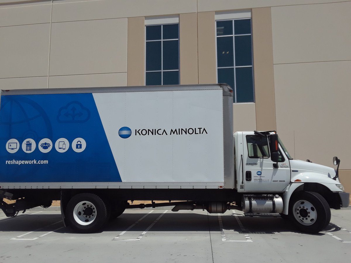 DrDecalsInc's tweet photo. Konica box truck #wrap #wraps #wrapscon #vinylwrap #drdecals #graphicinstaller https://t.co/IenHpgIwnU