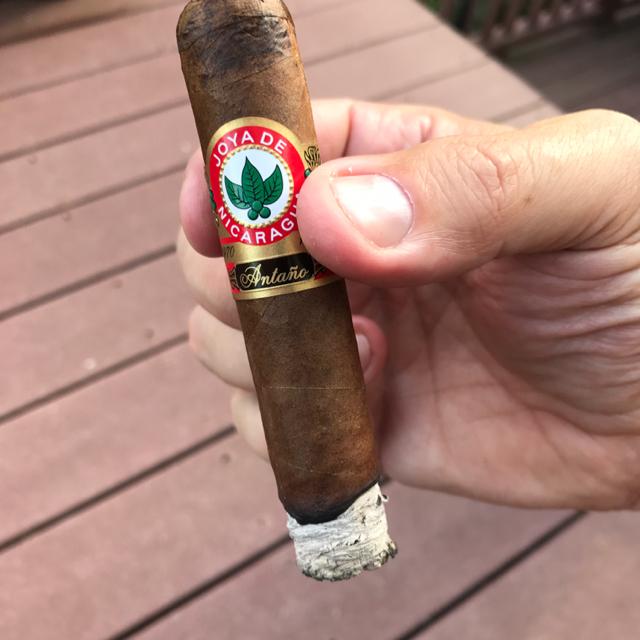 BPaul33's tweet photo. I just smoked a Joya de Nicaragua Antano 1970 Consul on @drewdiplomat! #DE4L https://t.co/ETdH00HhTw