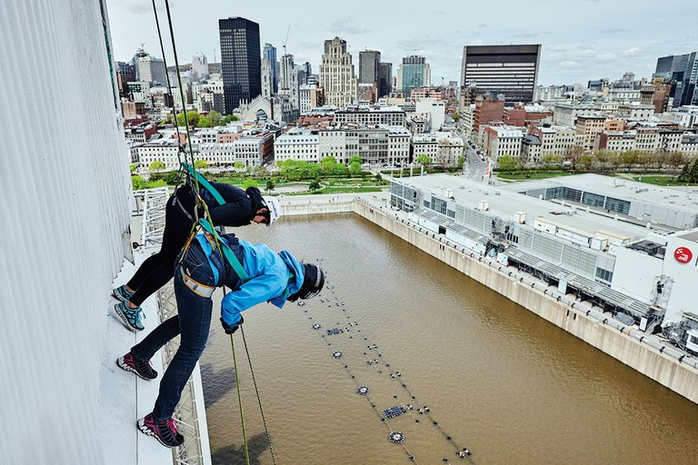 Monmontreal's tweet photo. #Montréal insolite: Suivez le guide!  https://t.co/WQ0VLO6A93 via @Lactualite https://t.co/EXFicDuVsN