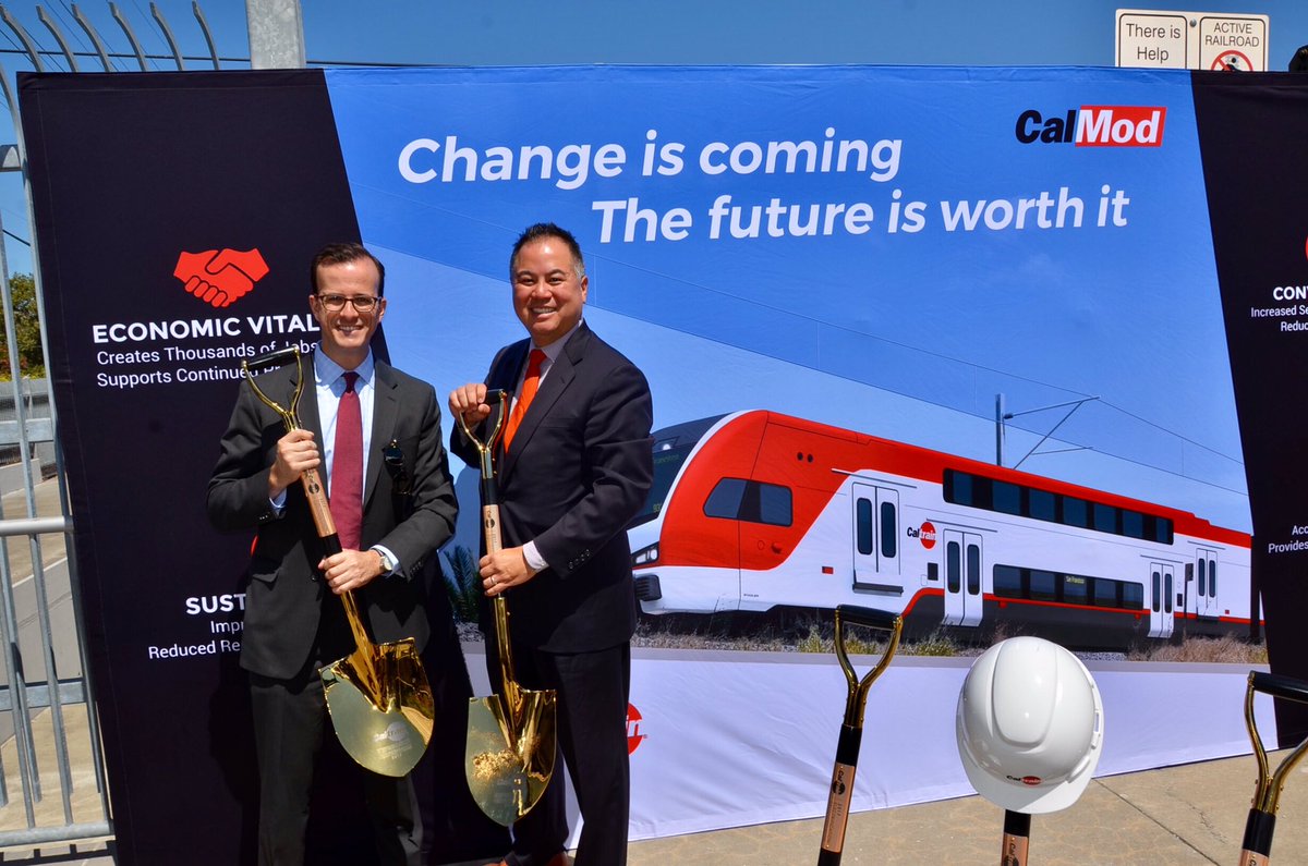 AsmPhilTing's tweet photo. Happy to be at the #ElectroCaltrain groundbreaking! This greener & more economical solution to our region's traffic problems is CA's future. https://t.co/4acJilXmKq
