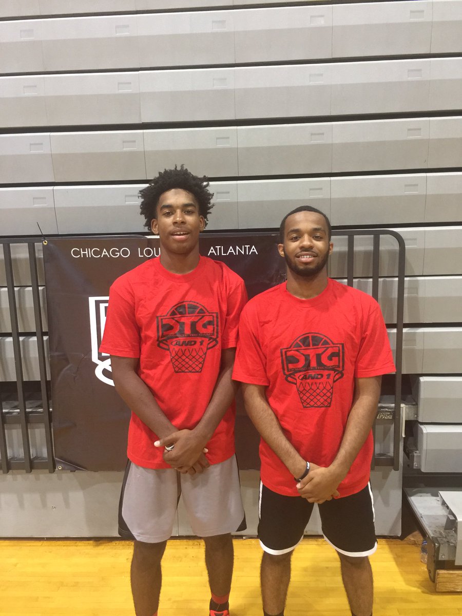 IlliFlashBBall's tweet image. Congrats to Mason Gray &amp;amp; Chris Robinson being named top 20 performers #DTGAllAmerican #FlashMentality @TYBASSOCIATION @mason_2x