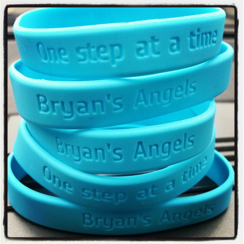 RobWilliamsAB's tweet photo. My friend @SheyanneAutumn &amp; @Bryans_Angels will climb the Royal Glenora Stairs tomorrow 10am. 7 years, $370K raised for @albertacancer. #yeg https://t.co/0v8pdHlsDs