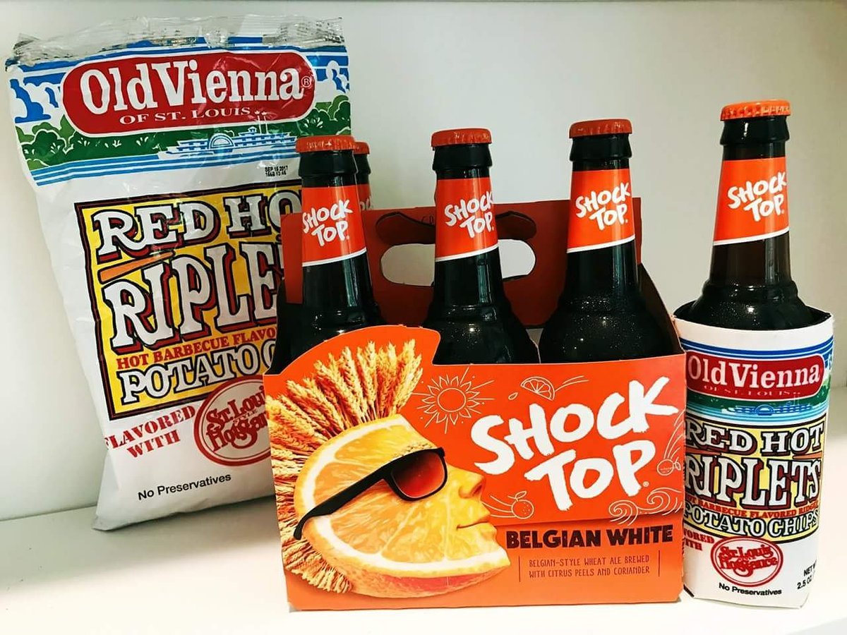 OldViennaLLC's tweet photo. #Cheers to the weekend! #Riplets and #ShockTop 🍻 https://t.co/jhwWKtj3hq