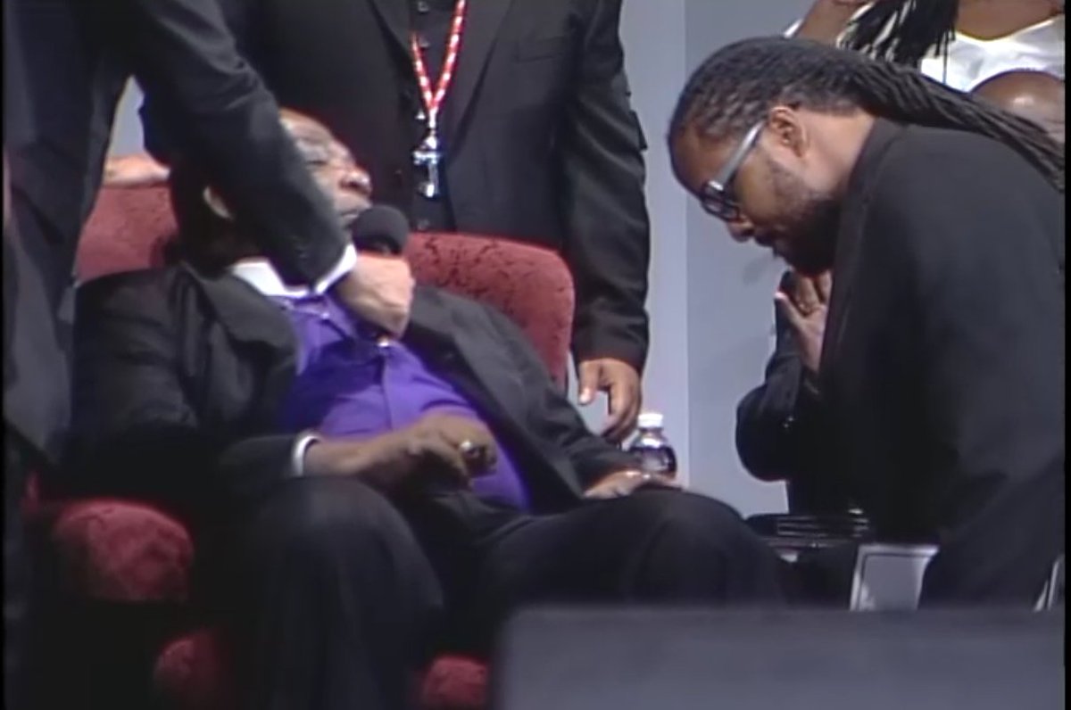 NC_COGIC's tweet photo. Newly Ordained Elder Assistant Pastor L Donnell Williams being anointed for the call #59thConvocation https://t.co/cPzqjscCPX
