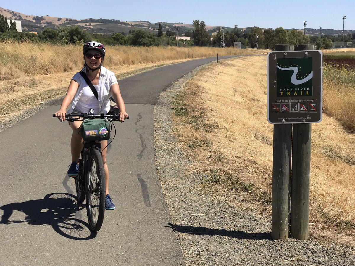 cookiesANDclogs's tweet photo. Frans and I had a blast cruising around Napa by bike today! #willbikeforwine #MyRiverPointe #ResorTime #GrandPacificResorts AD https://t.co/FBC03H6BwM