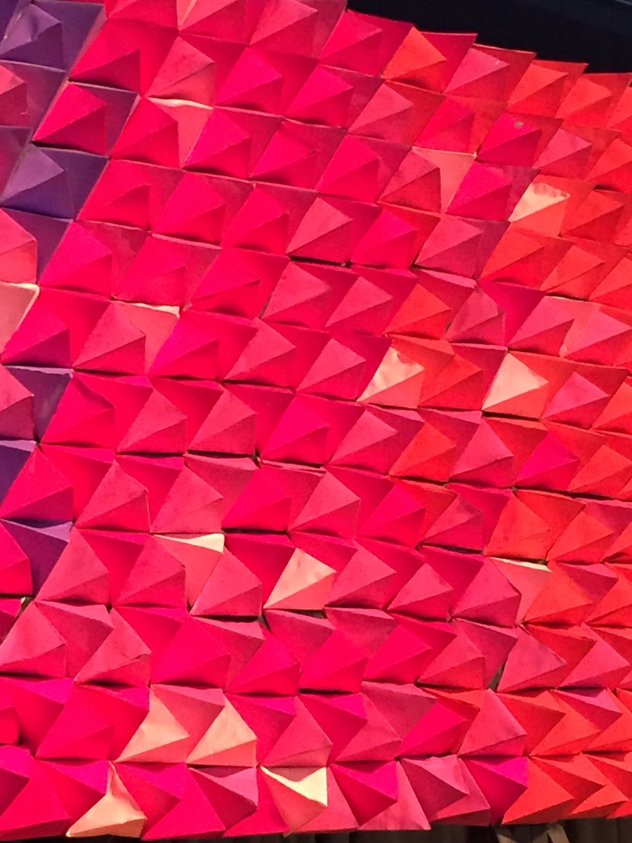 TregoningMich's tweet photo. @georgiac I'm wondering...how many triangular pyramids were needed for this decoration? What's the surface area? #joboalerAU https://t.co/n0dWOjPPxU