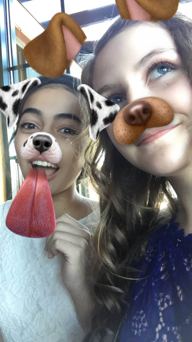 JuliaaRosee41's tweet photo. Happy 16th birthday bestie!! I loovvee youu💗🎉🎂 https://t.co/c0MvxyrWXw