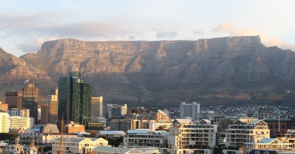 lopezgovlaw's tweet photo. Via @Futurism -- Central South African Bank Will Experiment With Bitcoin Regulation: Read more https://t.co/AUhf8b24zR #cryptocurrenceies https://t.co/dR37L7GjE8