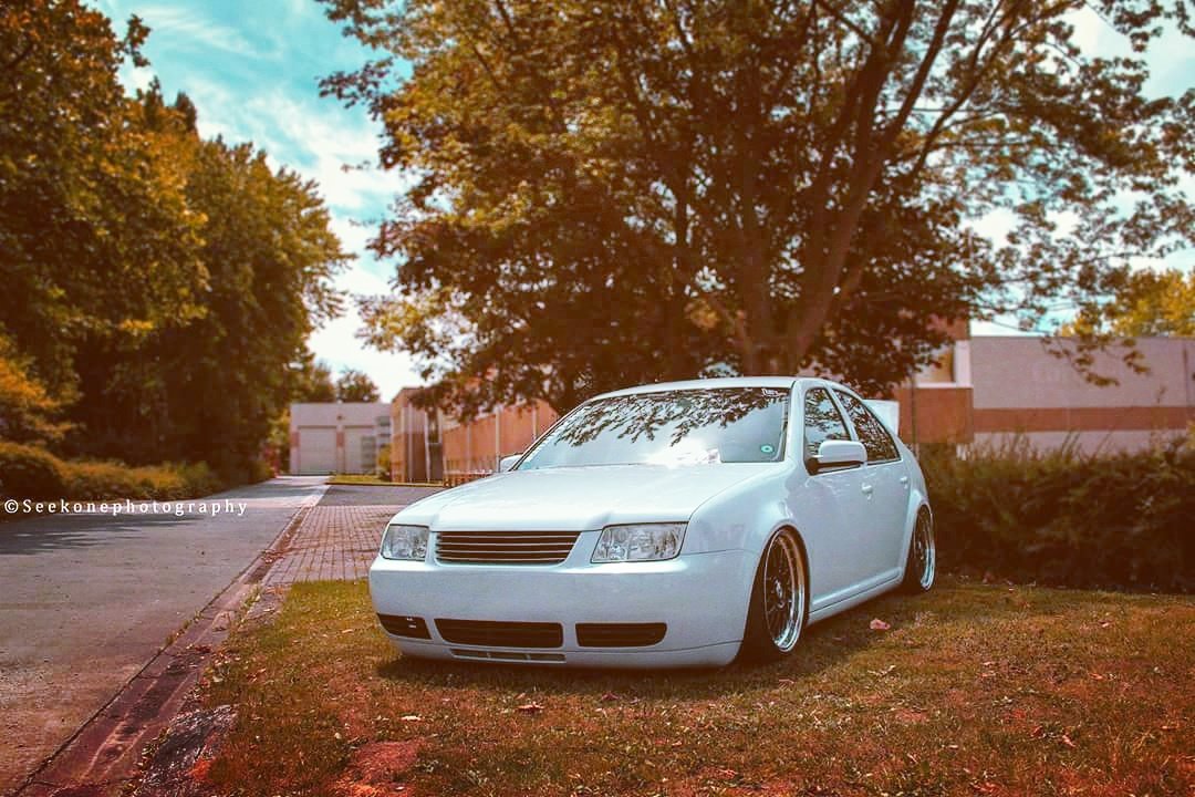 seekonemedia's tweet photo. Volkswagen Bora #static #vwbora #automotiveculture #belgiumstance https://t.co/VFzOvhRB6Y