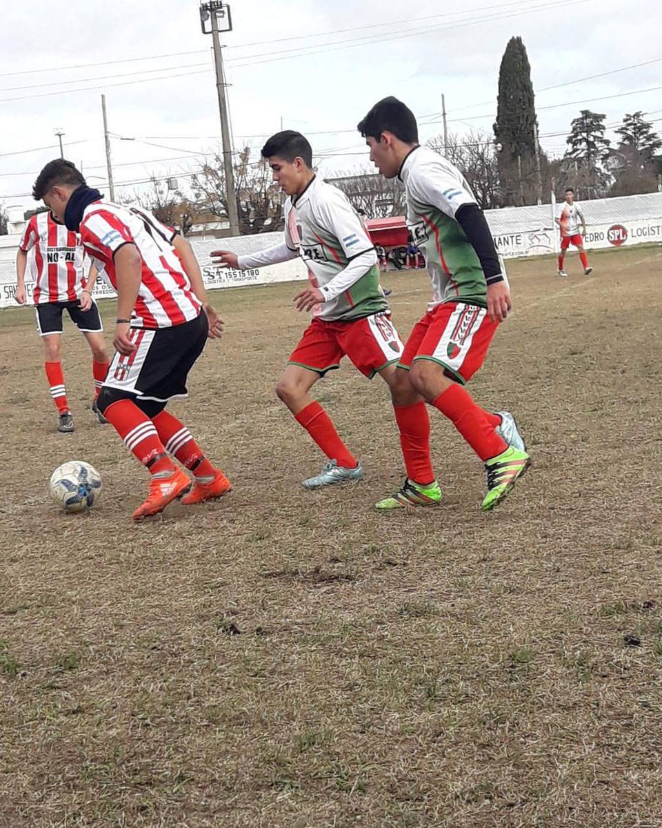 AlanEstebanZ09's tweet photo. ⚽️El Futbol Mi Vida⚽️ https://t.co/RTj7lrUCLp