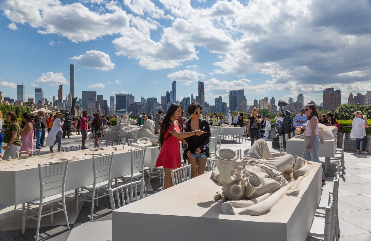 metmuseum's tweet photo. #MetMembers are invited to enjoy late-night viewings through September 1. https://t.co/u1Iz5ktJQA #MembersCount https://t.co/Pned3mxa0q