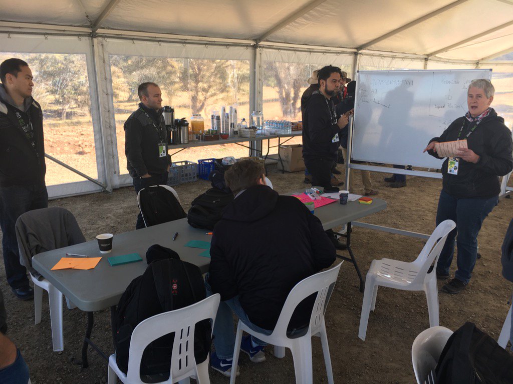 DaveLambPrecAg's tweet photo. Hacking away @SMARTFarmUNE #agmentation https://t.co/m6BslnMYm8