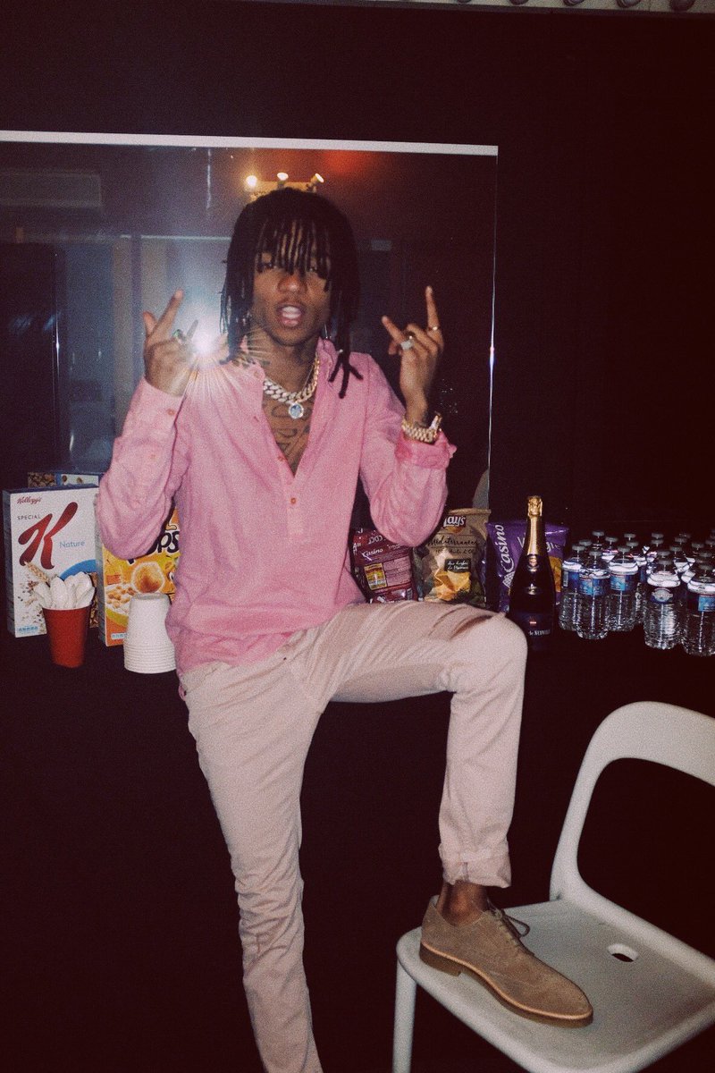 ee_swae's tweet photo. Lee👄 https://t.co/1qdQPDaWPH