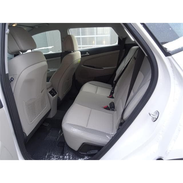 HyundaiEdmonton's tweet photo. Come test drive this New 2017 Hyundai Tucson!
Stock#: HTU8808. Built with a rearview camera, heated seats, 5in touch screen!
#rivercityway https://t.co/yllXSSnVhB