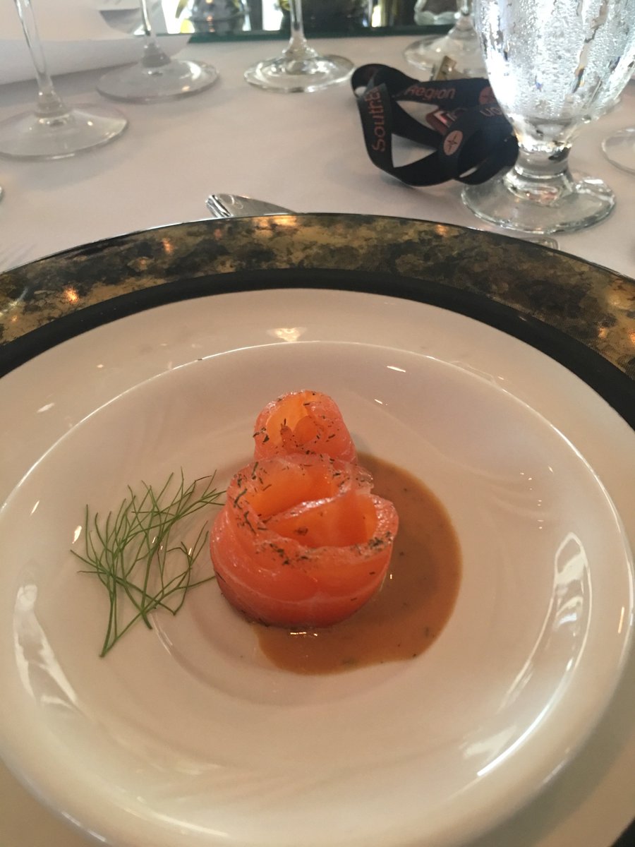ClubLeConte's tweet photo. Gathering for Club LeConte's monthly wine dinner.  First coarse aged salmon.  Last delight a beautiful sunset from the 27th floor. https://t.co/hVa8ZrAvD6