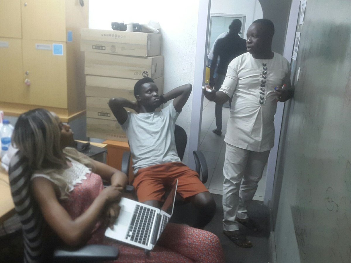 Vichofu's tweet photo. Hacking the world #Referesh #TerragonEngineering https://t.co/U7K1oM9rOT