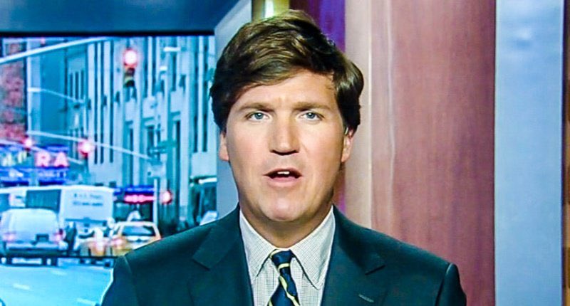 MikeBeauvais's tweet image. Tucker Carlson always looks like he didn't know the guac was extra.