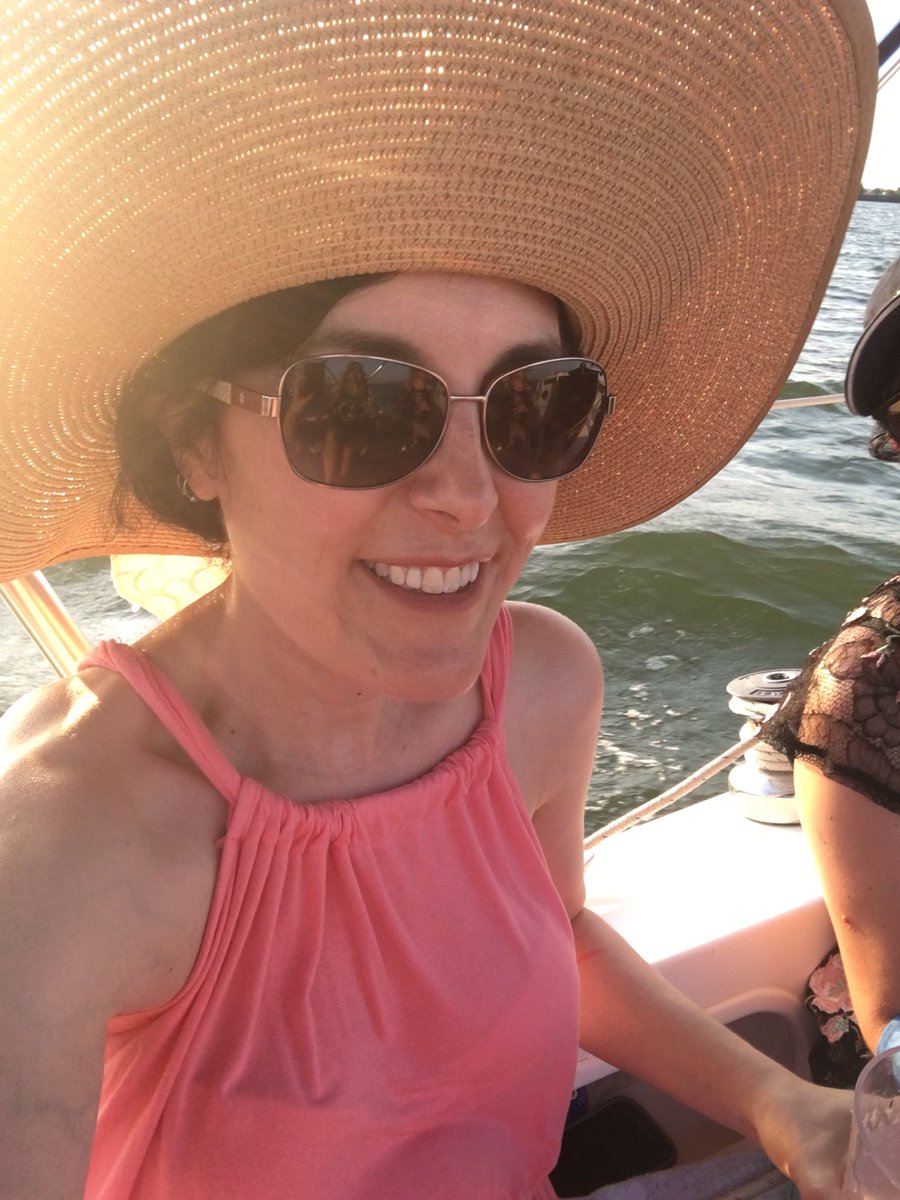 Tigerlily_lady's tweet photo. Sunset sailing...
#GarlandTX
#YohoYoho
#GettingNautical
#UpToNoGood https://t.co/Sg36ldAakD