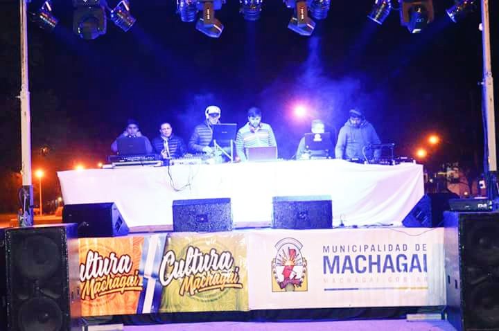 PrensaMachagai's tweet photo. Anoche...
#Fiesta_Día_del_Amigo.
Hermosa noche junto a las Promociones de los colegios secundarios.

#0%alcohol. https://t.co/f39f9WrCb1