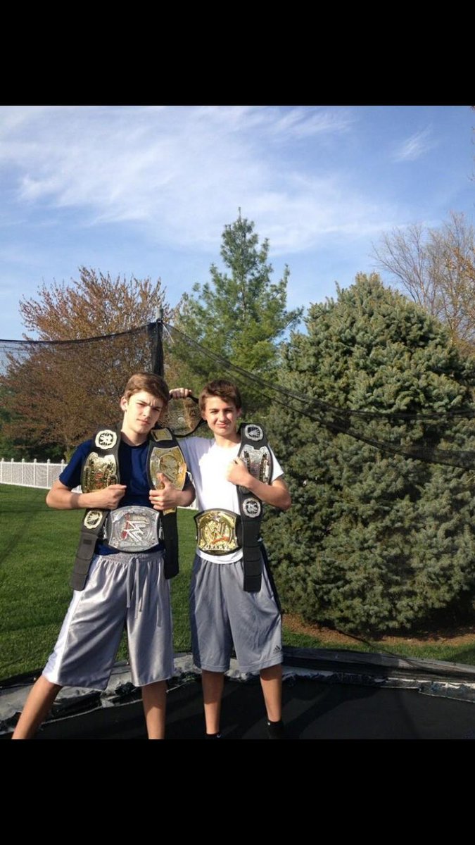 Happy birthday to my day one bro!! Can't wait for more memories to come love u man <a href="/Knoxville_11/">Knoxville</a>