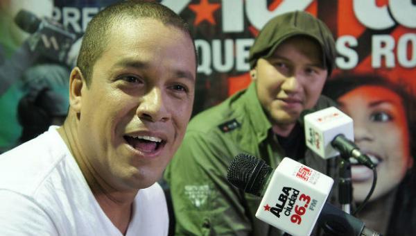 Teléfono robado de Luis Olavarrieta está en manos de moderadores de Zurda Konducta bit.ly/2vINCIY