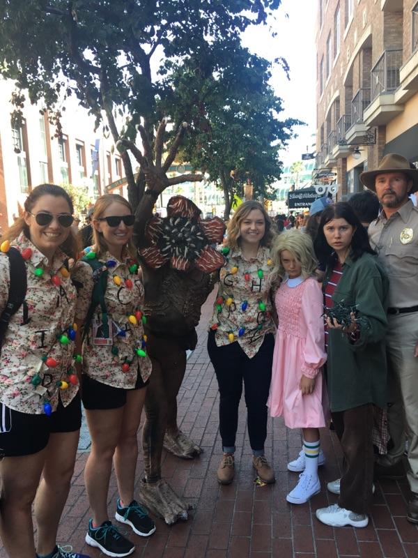 mlwick1's tweet photo. When you finally complete the look #StrangerThings #SDCC #SDCC2017 #Netflixsdcc #strangerthingssquad #strangerthingswall https://t.co/tZ6zRvSDXW