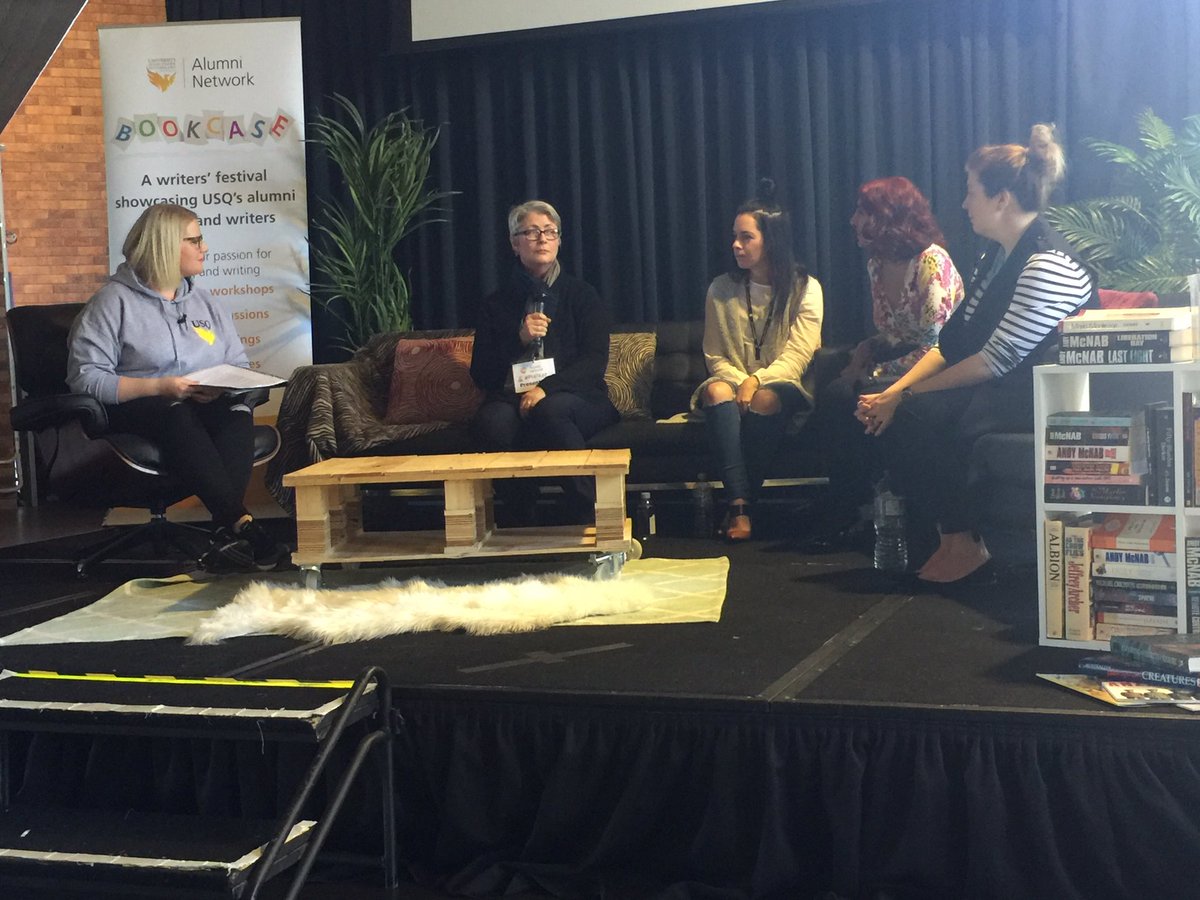 SusannahBirch's tweet photo. Hearing from Rachael Jacobs, Rebecca Hovey, Jennifer McDonald & Peta Bourke on viral social media #USQbookcase https://t.co/ub5y6FvjBq