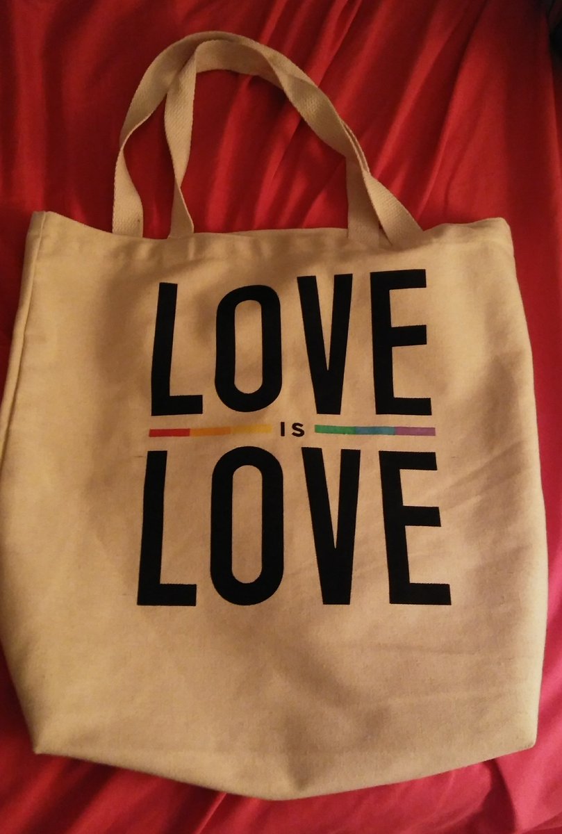 HeyHeyItsLaurie's tweet photo. #NewBag #LoveIsLove #StuffFromWork https://t.co/hep6cUxRdQ