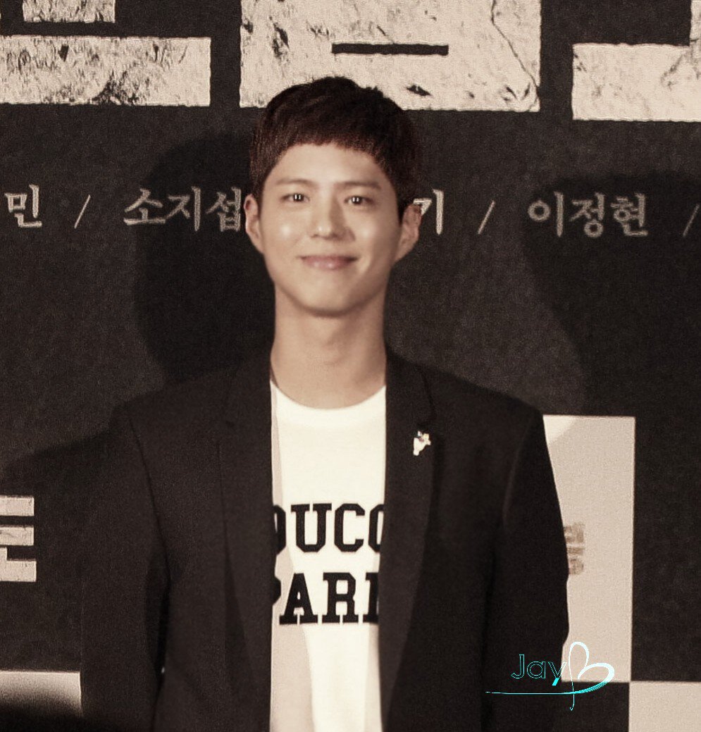 JayB_parkbogum's tweet photo. 170720 #군함도시사회 #용산cgv #박보검 
#parkbogum #iparkmall #VIP시사회

😶🙄😊😁 https://t.co/RuqWDh3jY3