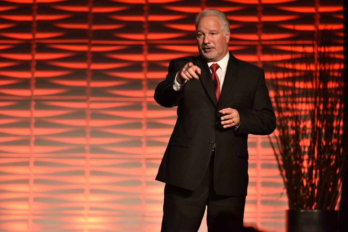 GINEVOLVE's tweet photo. Looking sharp, Blaine Athorn leading General Session and beyond at #GFF17, #GINEvolve. https://t.co/ZPRfGBNkWb https://t.co/8KXWgxrn3M