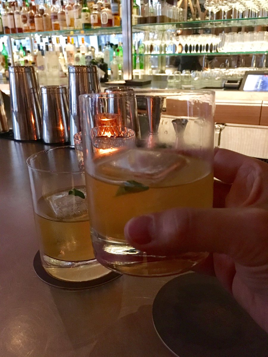 BroDomPerignon's tweet photo. #ByTheBook fab new 'Potter's Field' & 'Reservoir' Cocktails at @GabrielKreuther on @BryantParkNYC 2nite! #CoolCubes https://t.co/wA6BpdUvbw