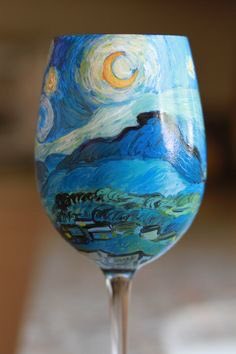 lovefortheeyes's tweet photo. Hand painted wine glass by Jocelyn Coombs recreating Vincent Van Gogh's The Starry Night https://t.co/LDt8NmpJVY